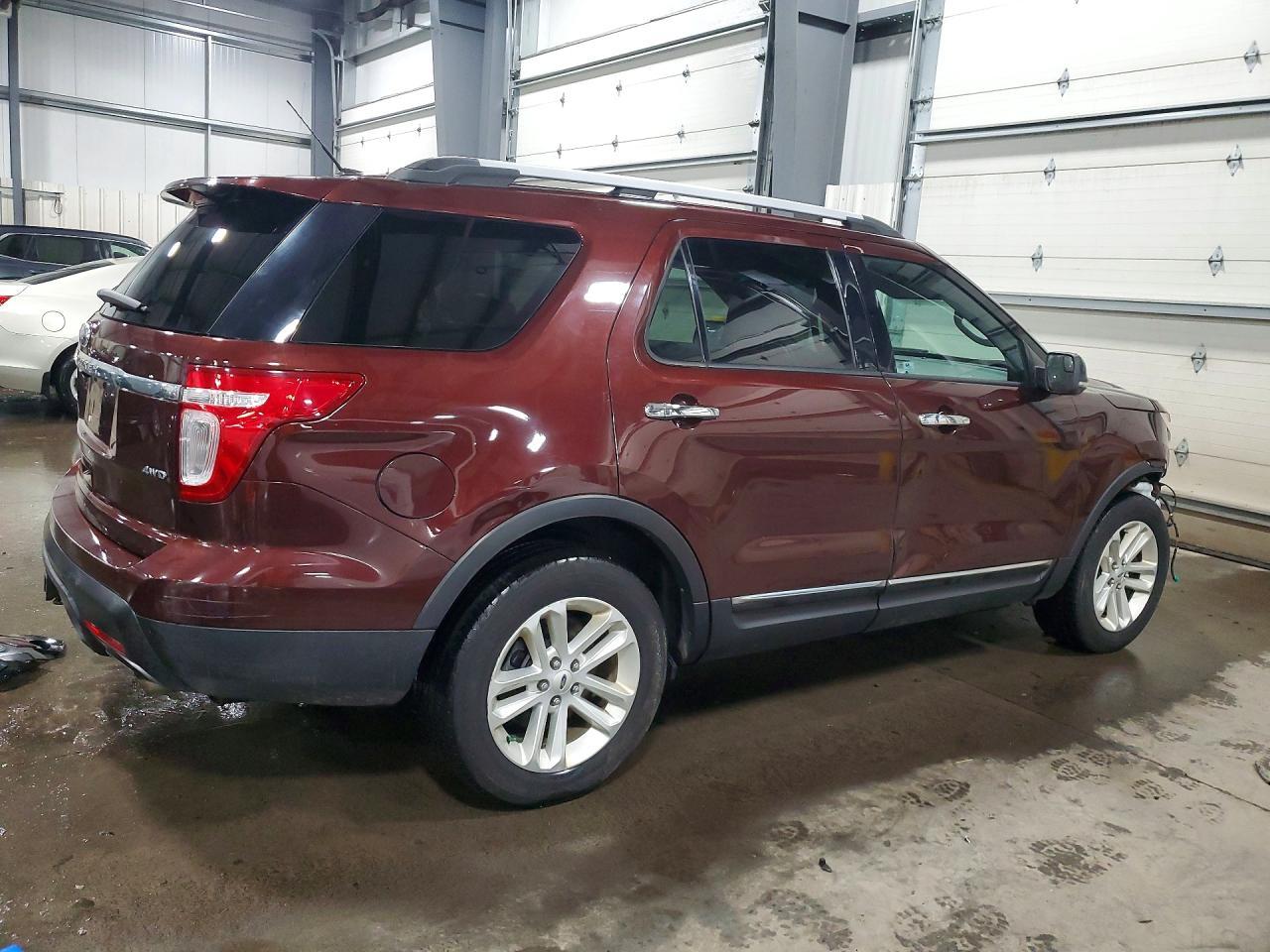 2012 Ford Explorer Xlt - Фото 3