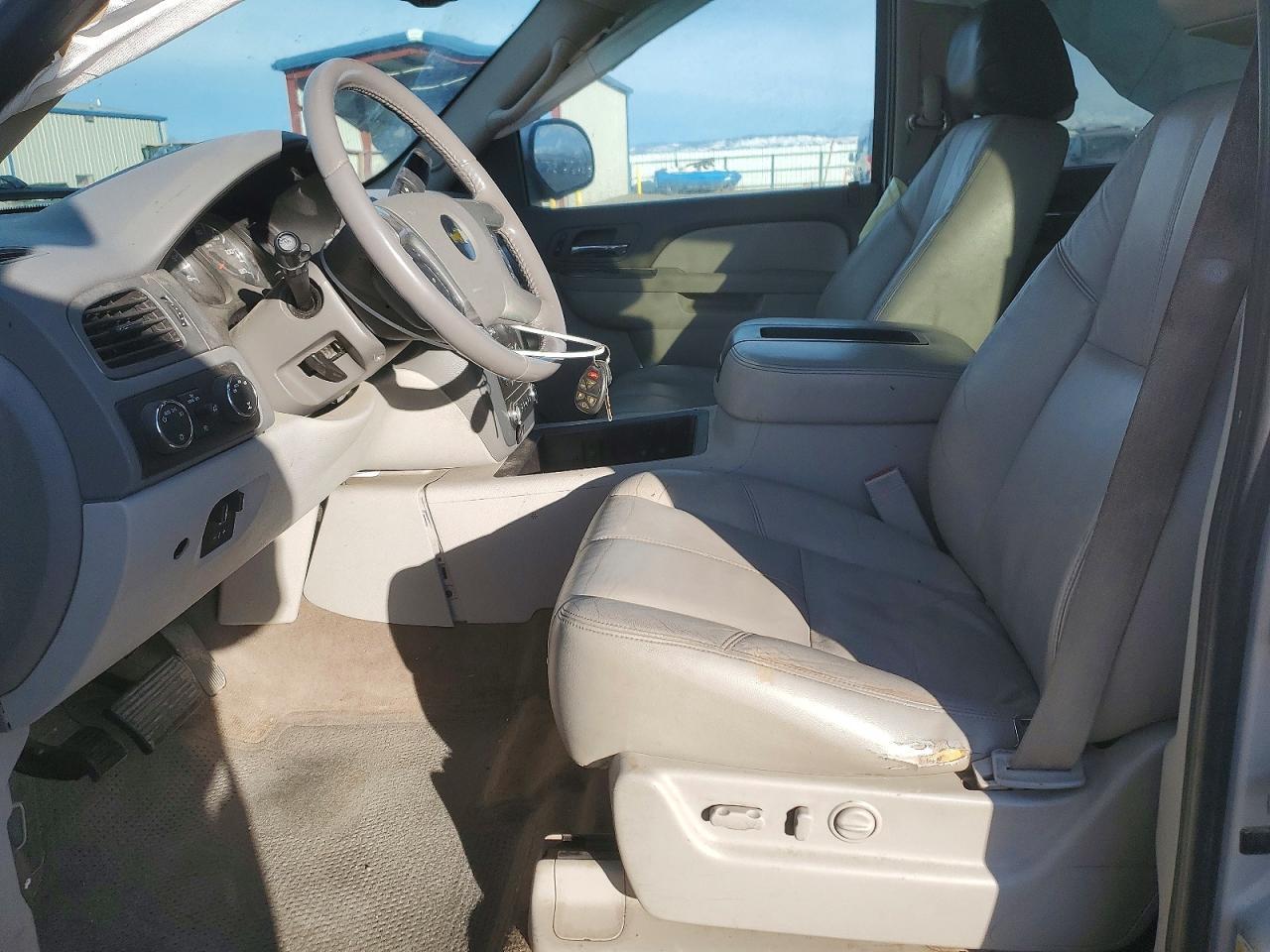 2011 Chevrolet Suburban K1500 Lt - Фото 7