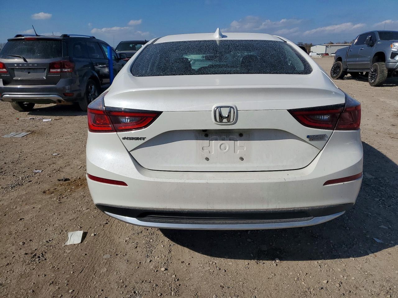 2019 Honda Insight Touring - Image 6