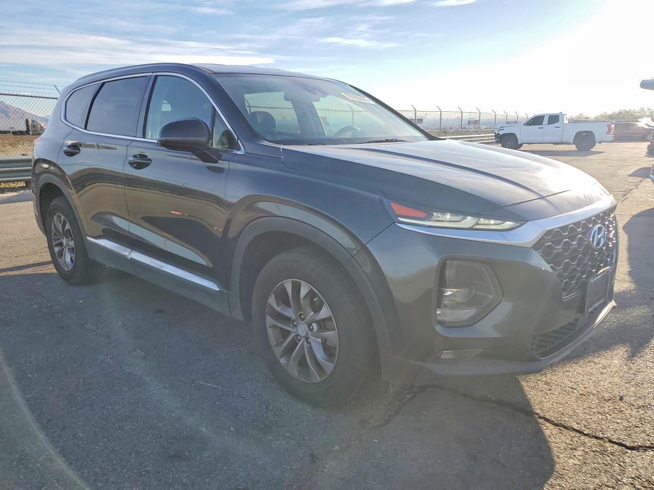 2020 Hyundai Santa Fe - Фото 4