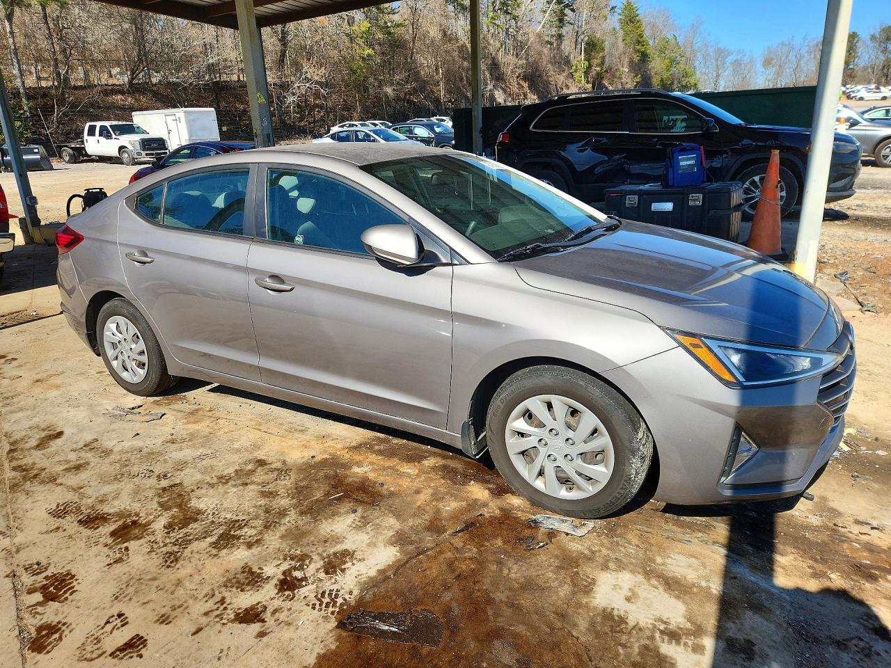 2020 Hyundai Elantra Se - Фото 4