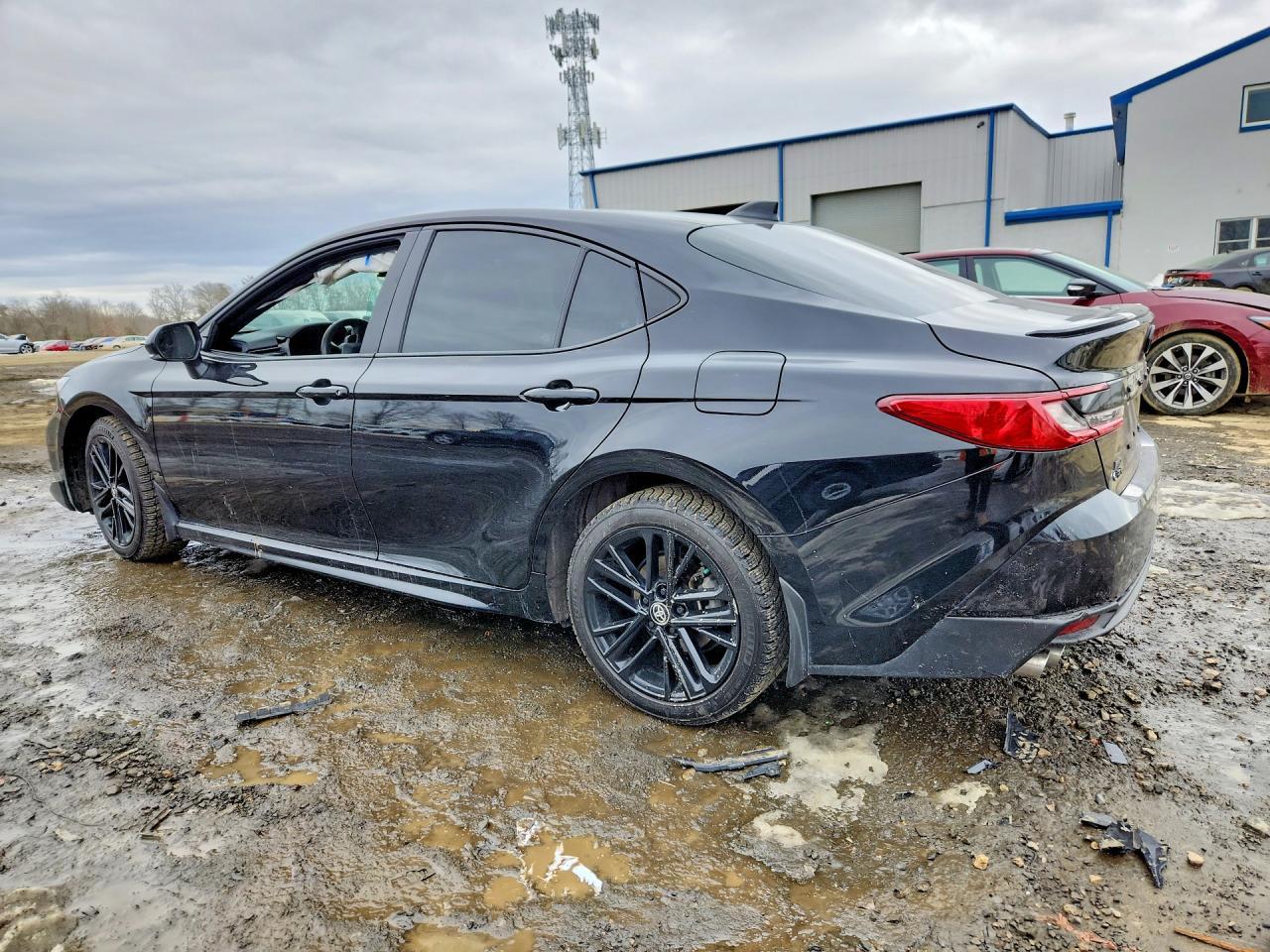 2025 Toyota Camry Xse - Фото 2