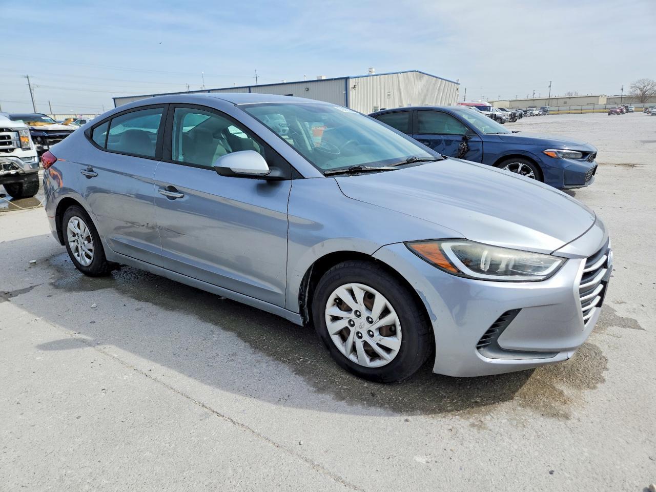 2017 Hyundai Elantra Se - Фото 4