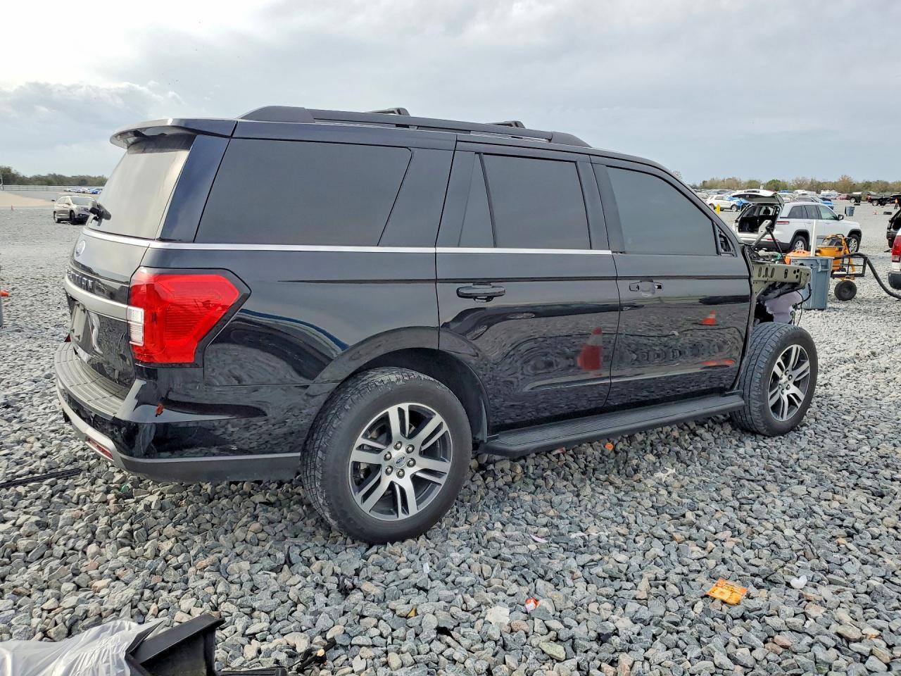2024 Ford Expedition Xlt - Фото 3