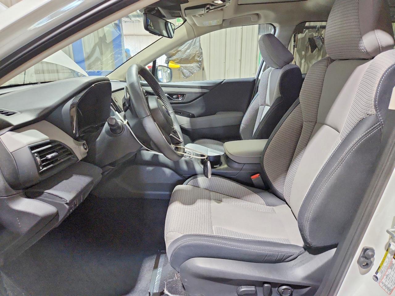 2025 Subaru Outback Premium - Image 7