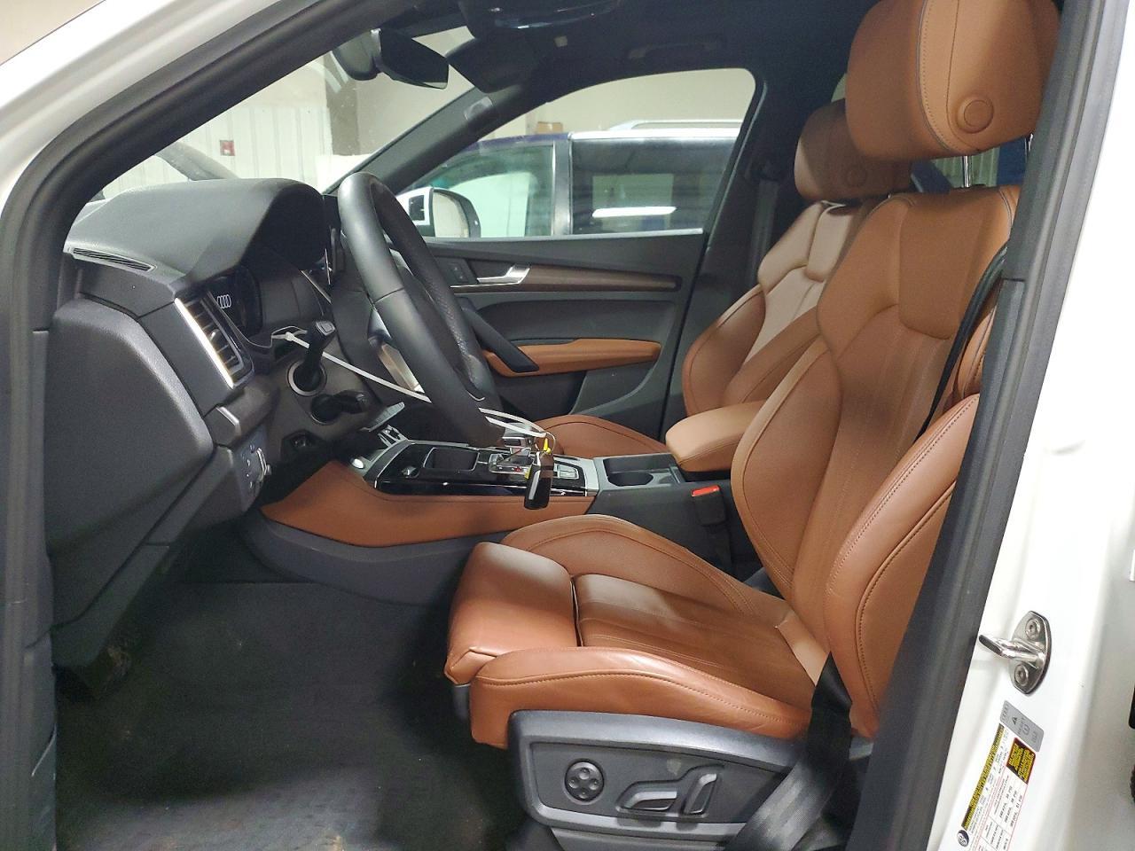 2025 Audi Q5 Premium Plus 40 - Фото 7