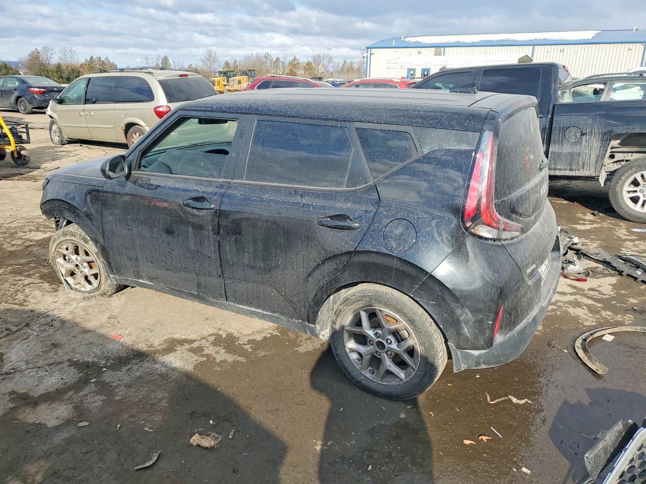 2023 Kia Soul Lx - Фото 2
