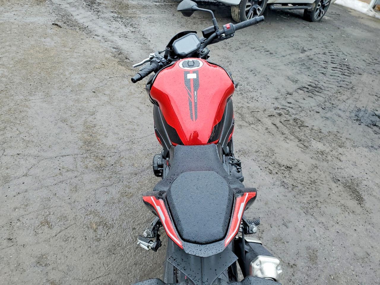 2024 Kawasaki Zr900 F - Фото 6