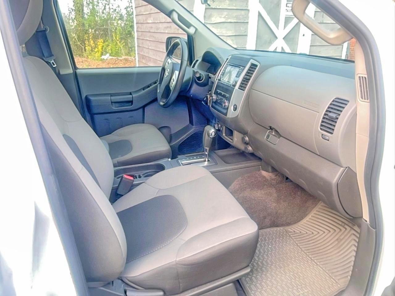 2015 Nissan Xterra S - Фото 5