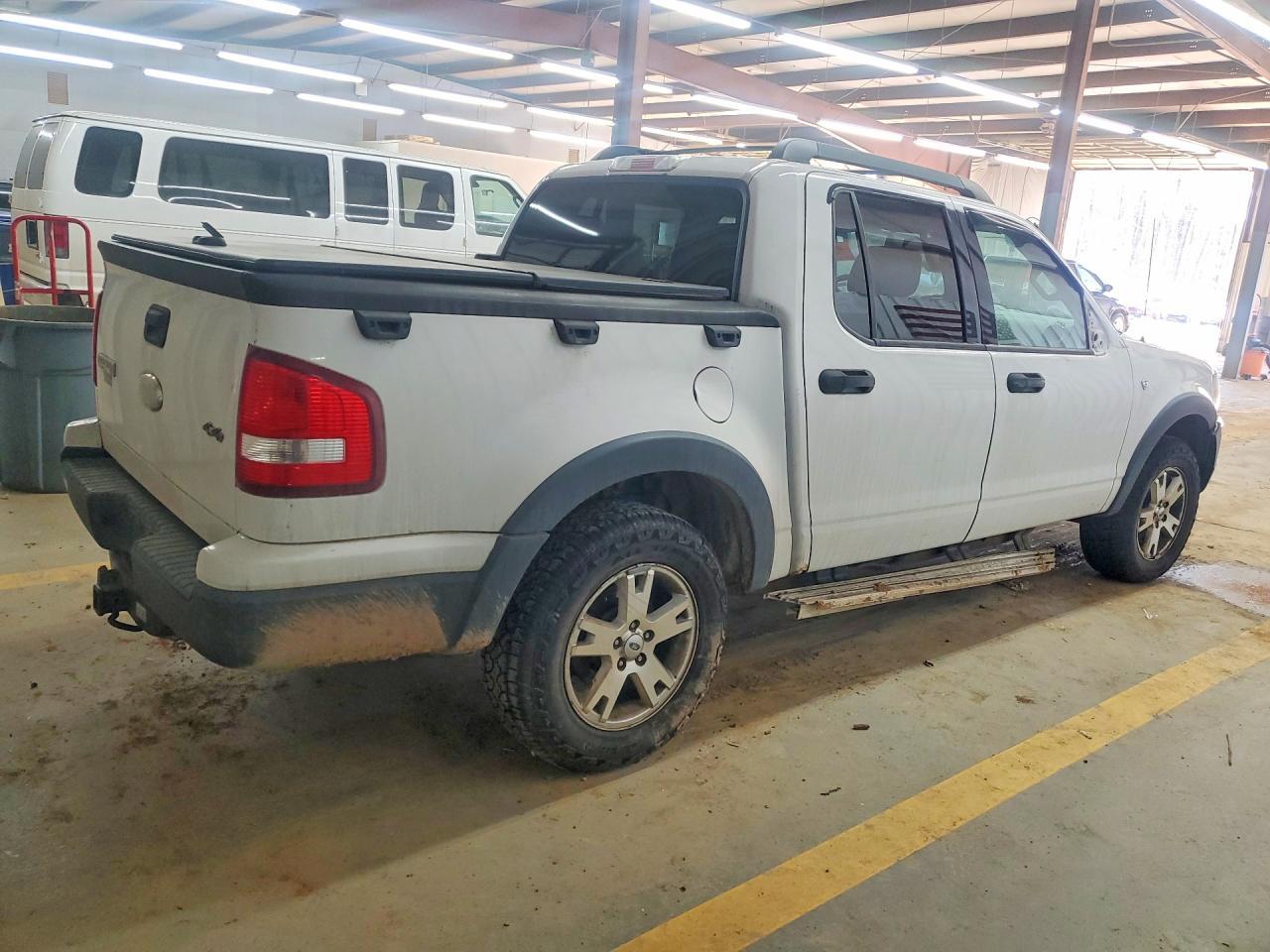 2007 Ford Explorer Sport Trac Xlt - Image 3