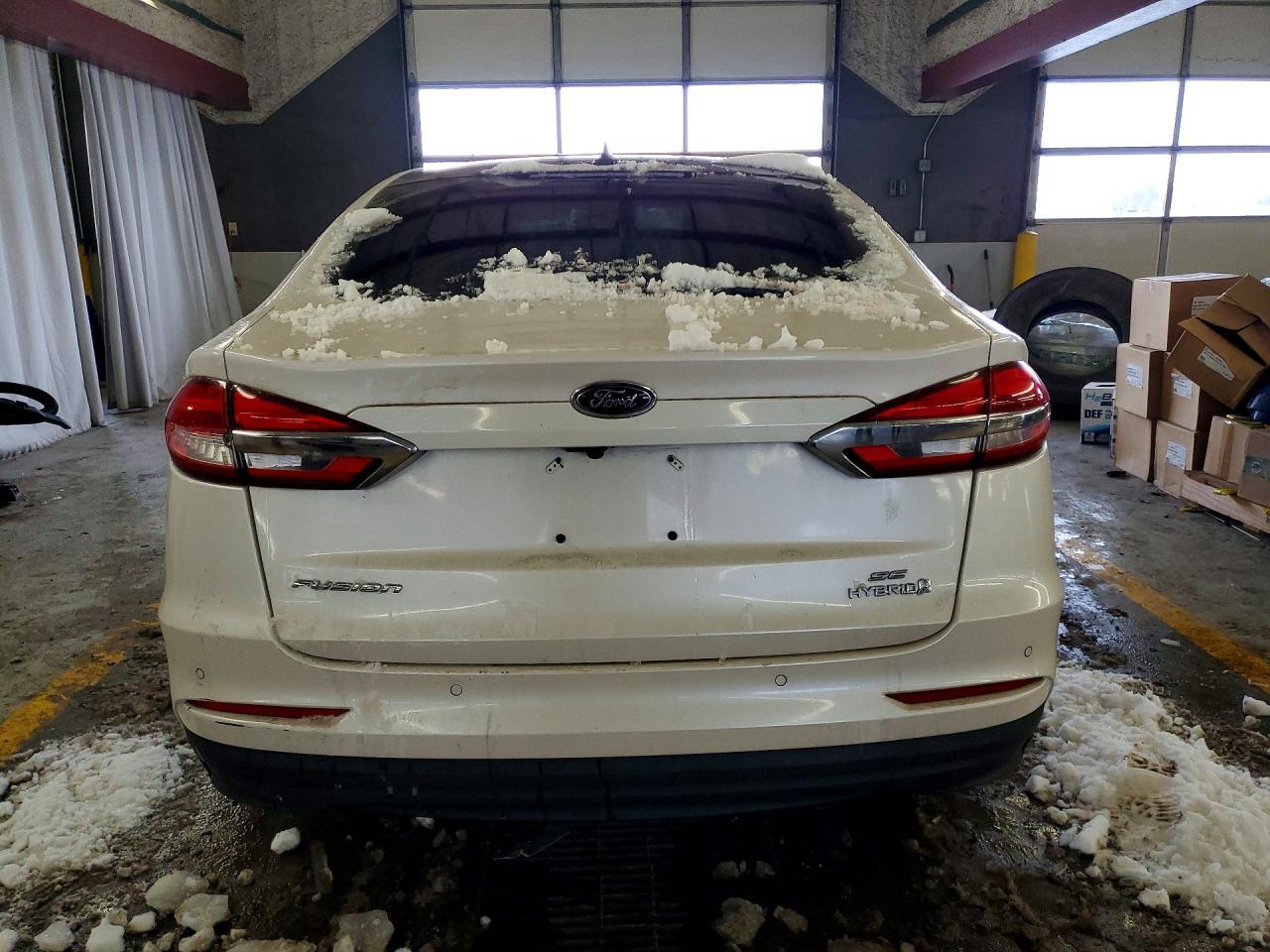 2019 Ford Fusion Se - Фото 6