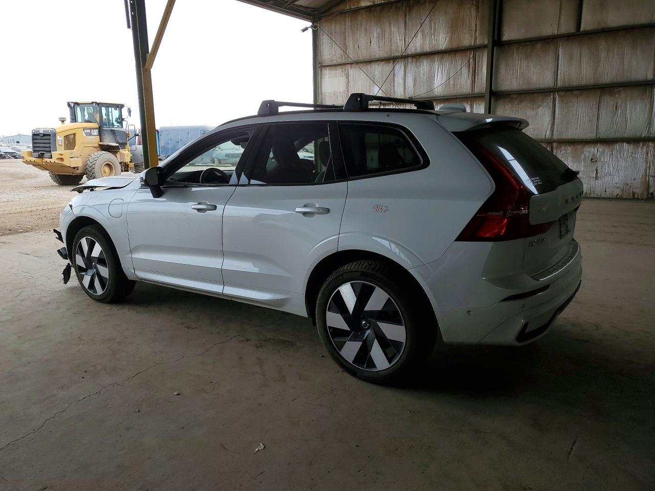 2024 Volvo Xc60 Plus - Фото 2