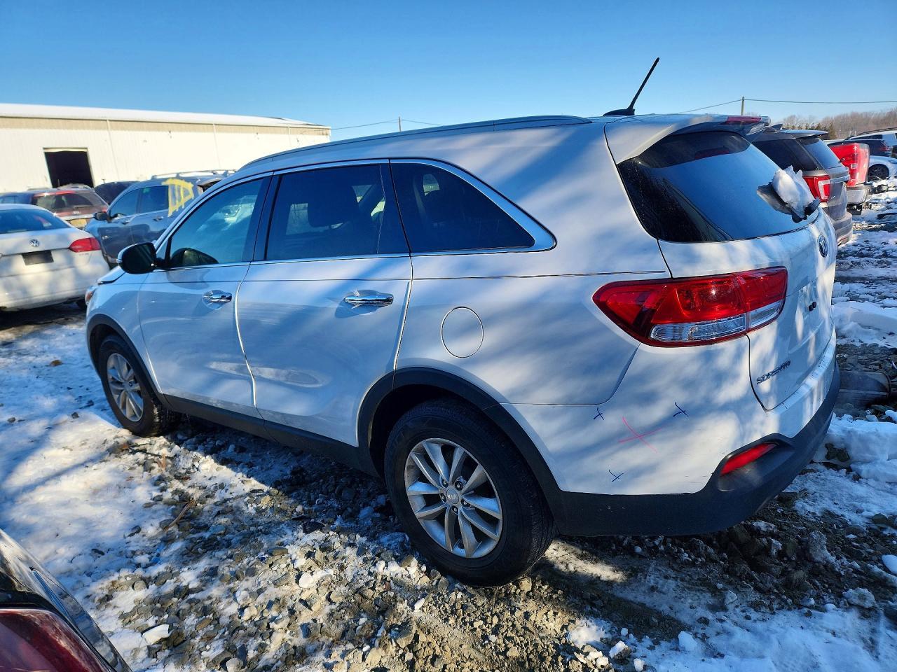 2017 Kia Sorento Lx - Image 2