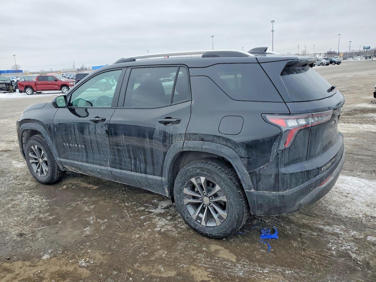 2025 Chevrolet Equinox Lt - Image 2