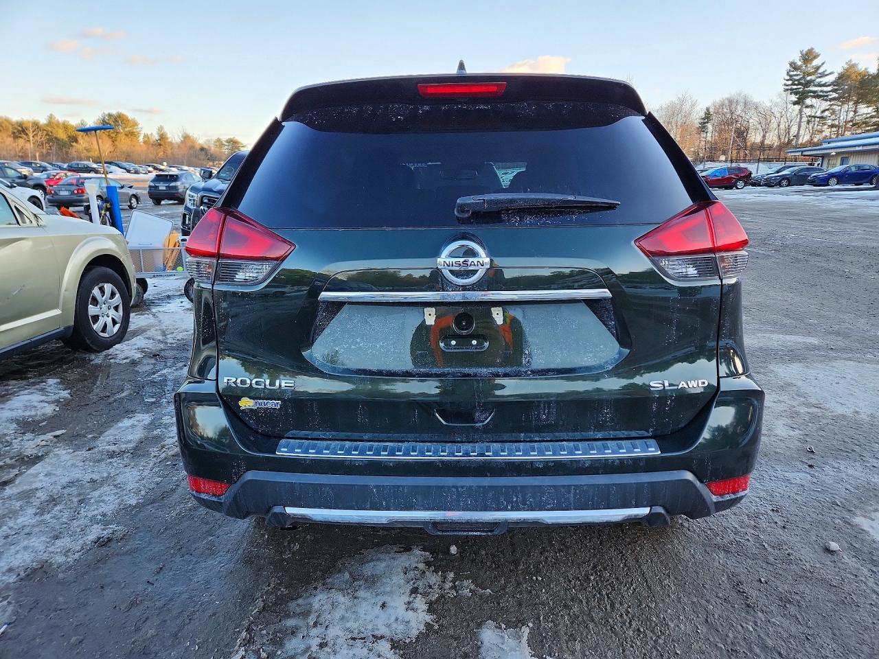 2018 Nissan Rogue S - Фото 6