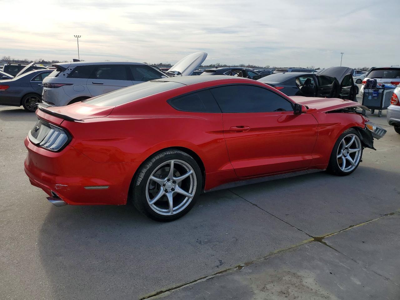 2015 Ford Mustang Gt - Фото 3