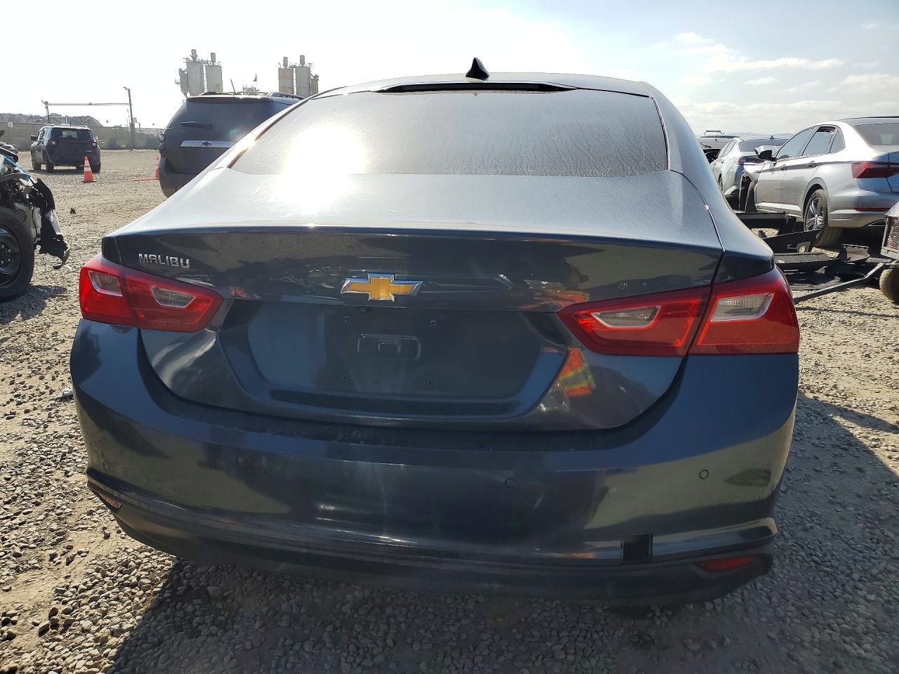 2020 Chevrolet Malibu Ls - Фото 6