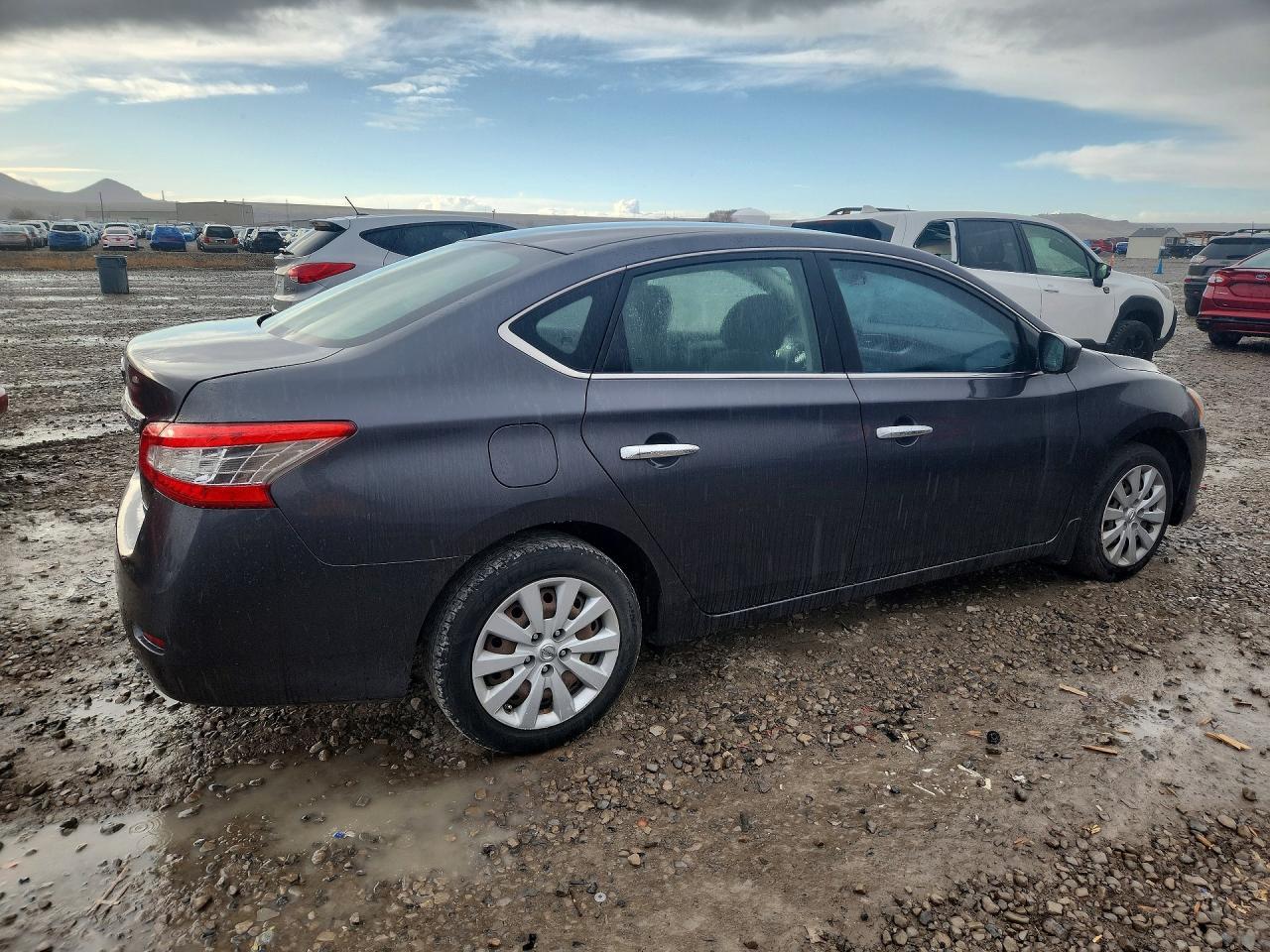 2014 Nissan Sentra S - Фото 3