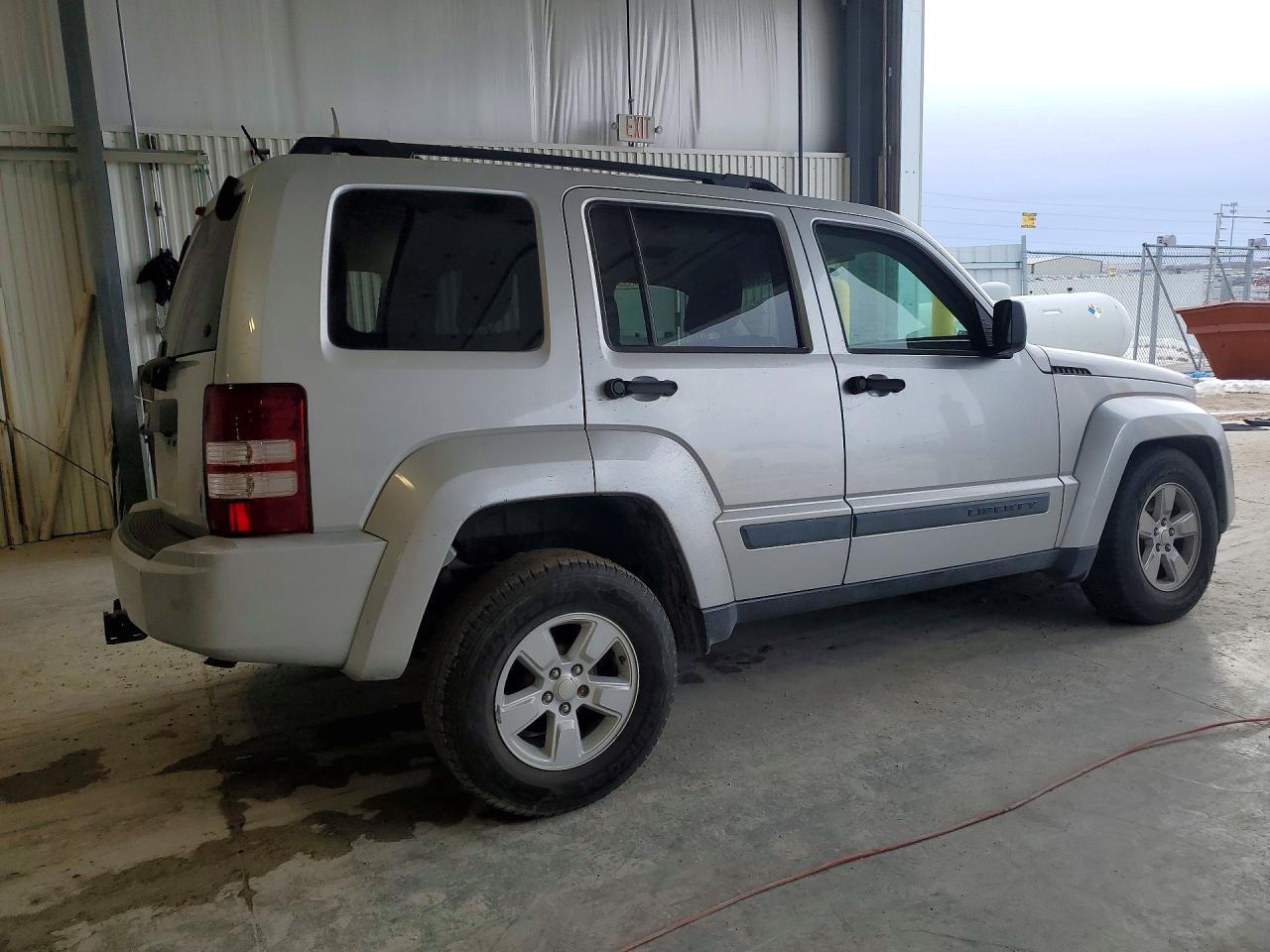 2009 Jeep Liberty Sport - Фото 3