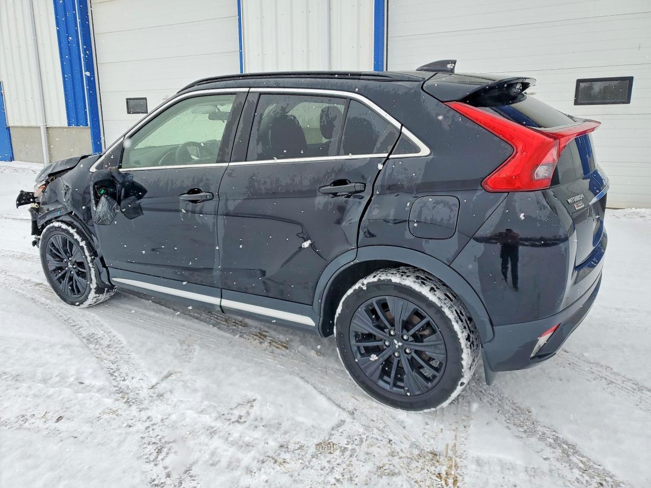 2019 Mitsubishi Eclipse Cross Le - Фото 2
