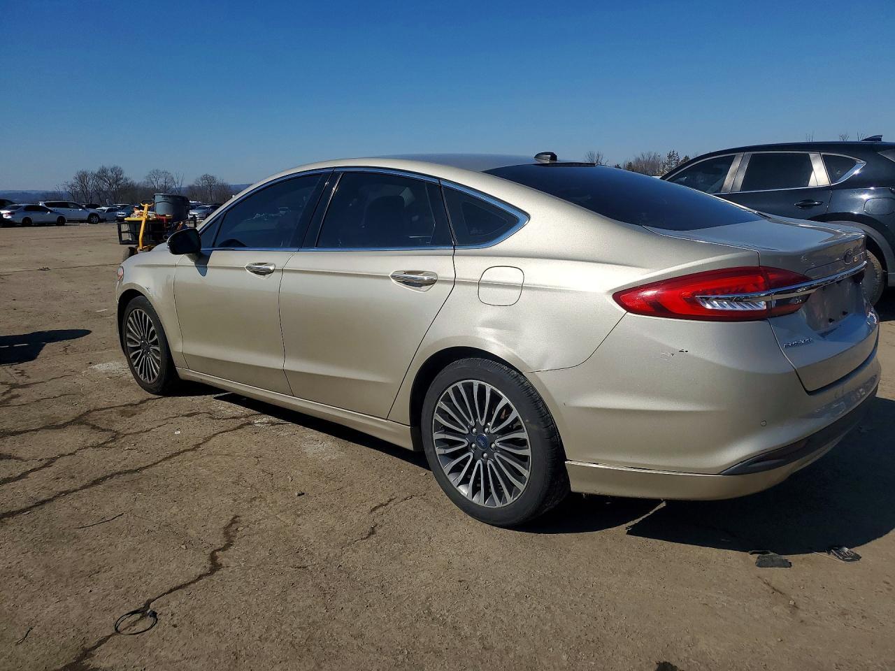 2017 Ford Fusion Se - Фото 2