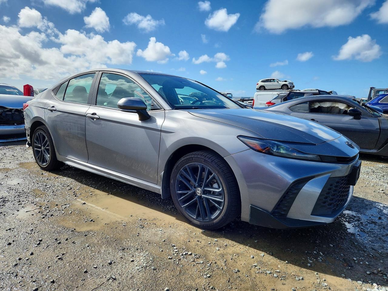 2025 Toyota Camry Xse - Image 4