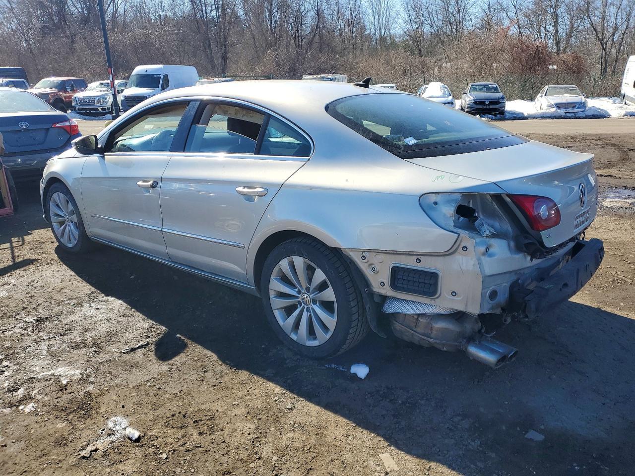2010 Volkswagen Cc Sport - Image 2