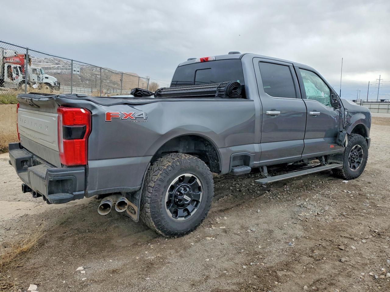 2026 Ford F350 Super Duty - Фото 3