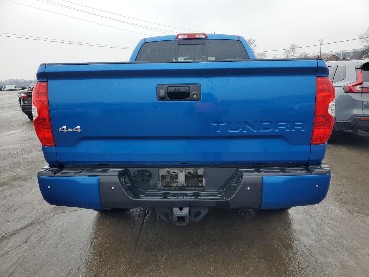 2016 Toyota Tundra Double Cab Limited - Image 6