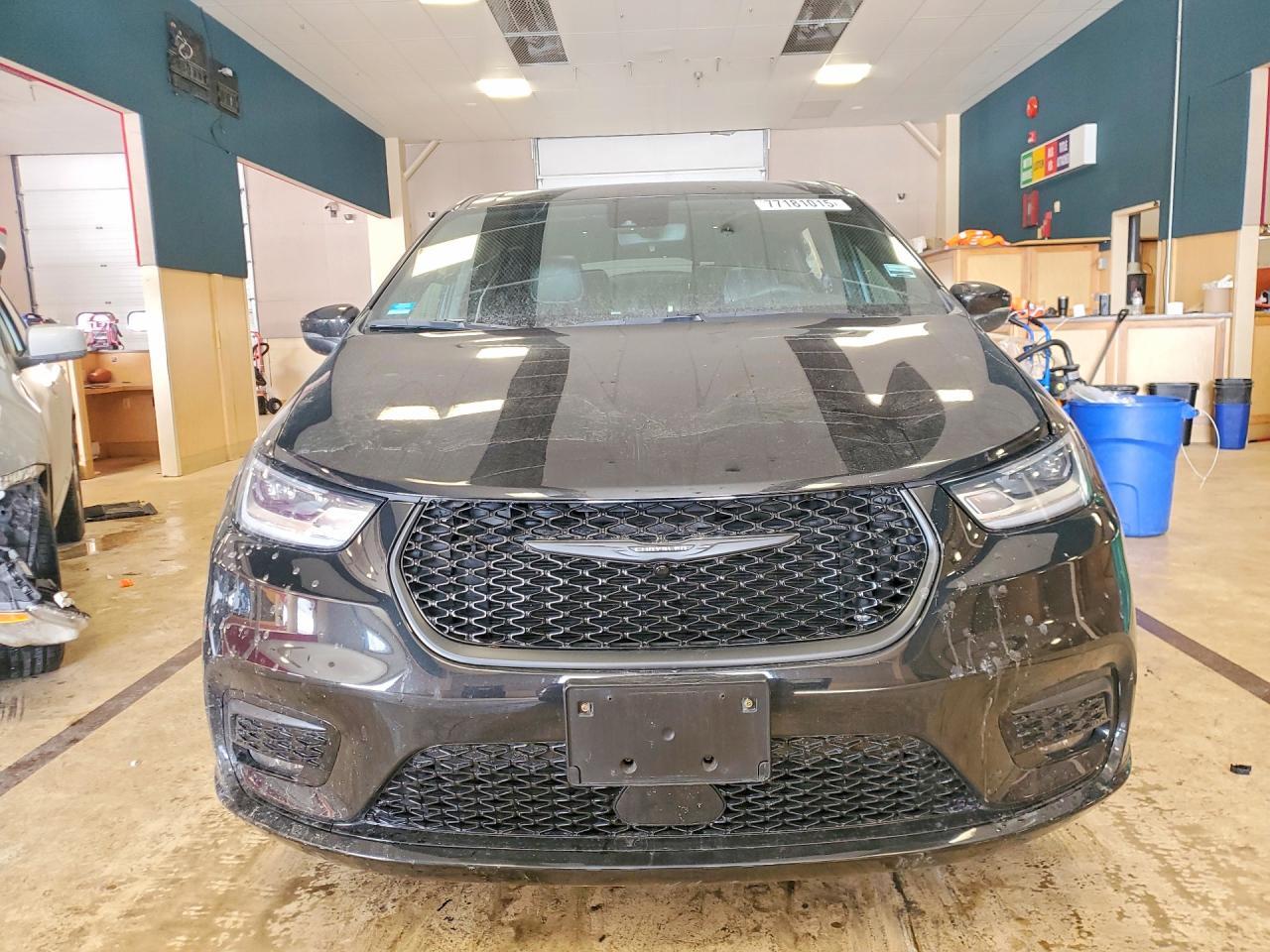 2023 Chrysler Pacifica Hybrid Touring L - Фото 5