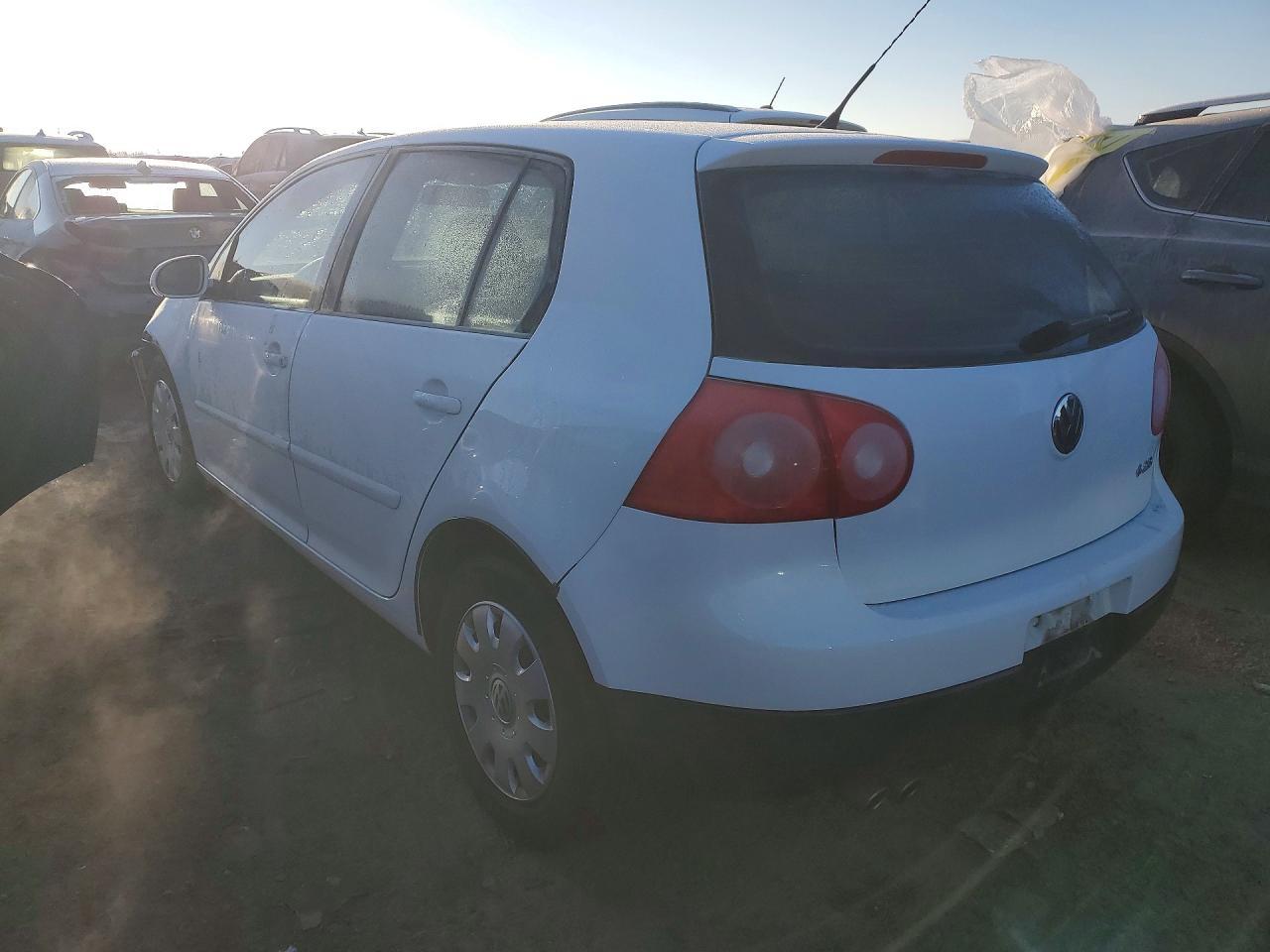 2009 Volkswagen Rabbit - Фото 2
