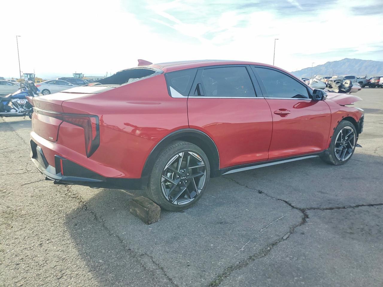 2026 Kia K4 Gt-Line - Фото 3