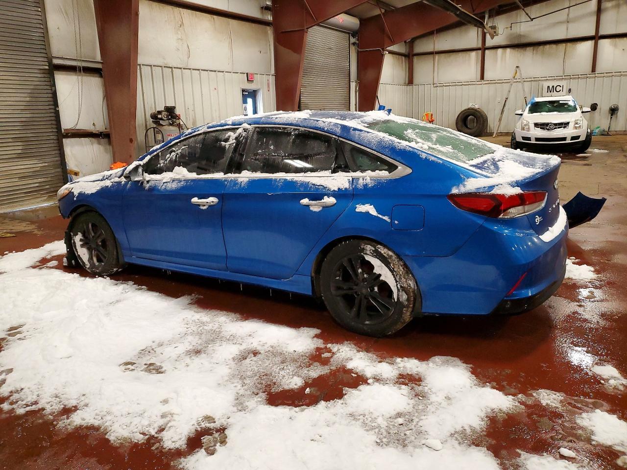 2018 Hyundai Sonata Sport - Фото 2