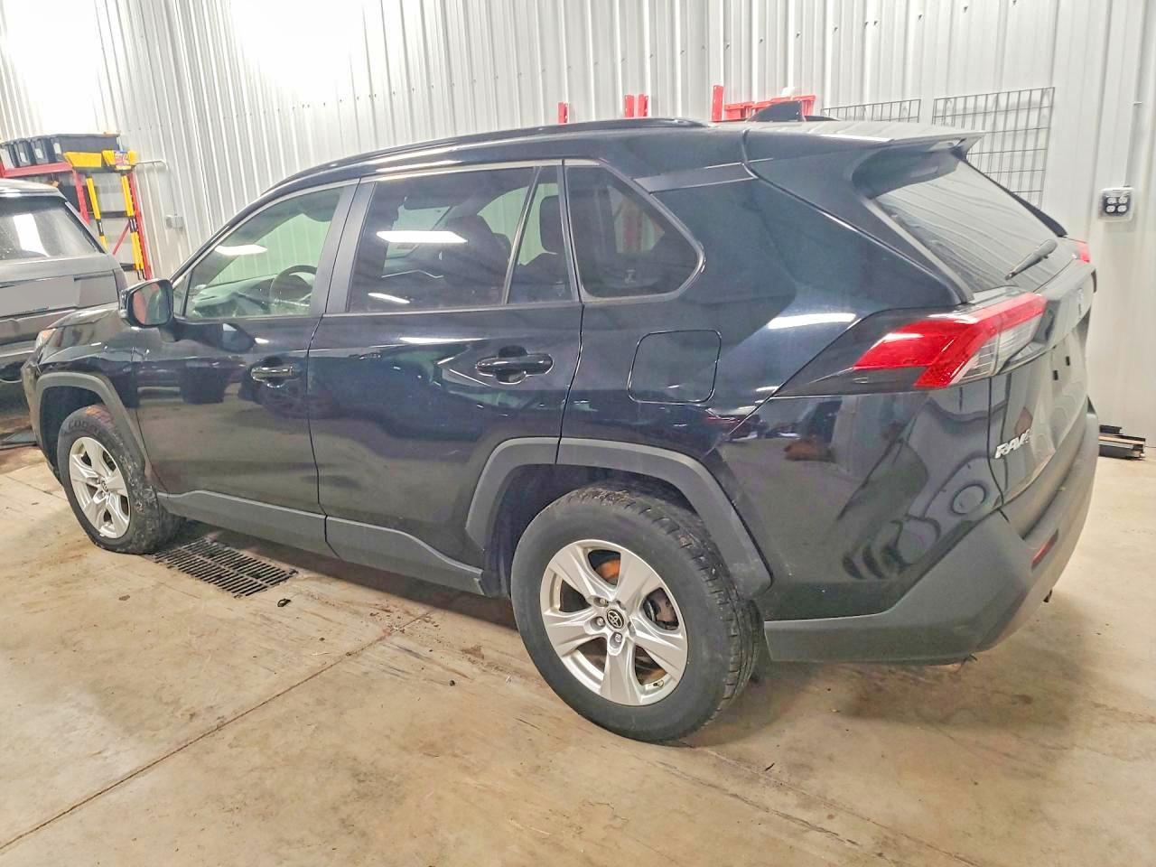 2019 Toyota Rav4 Xle - Image 2