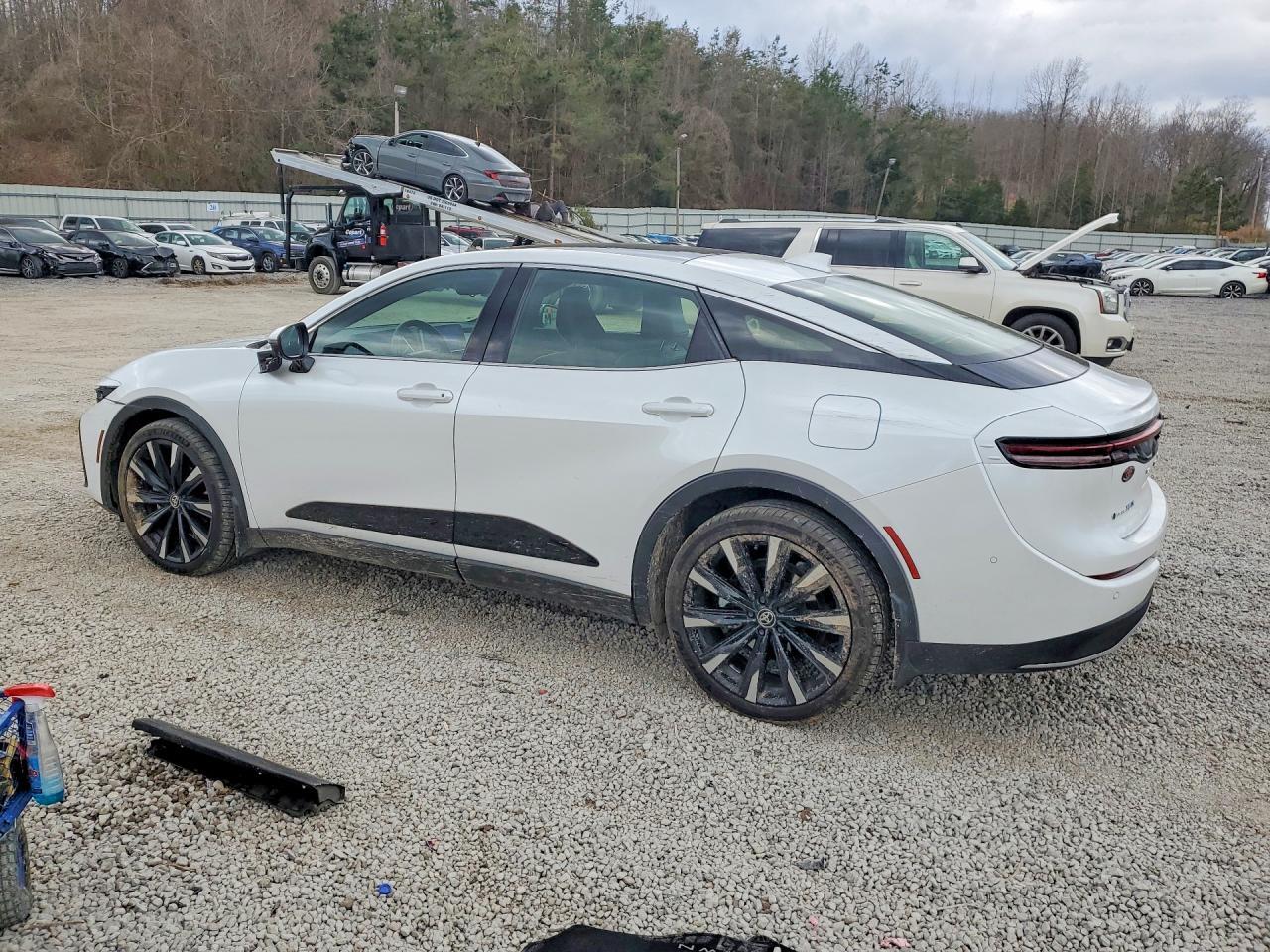 2024 Toyota Crown Platinum - Фото 2