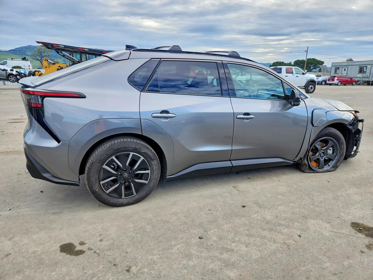 2026 Toyota Bz Xle Plus - Фото 3