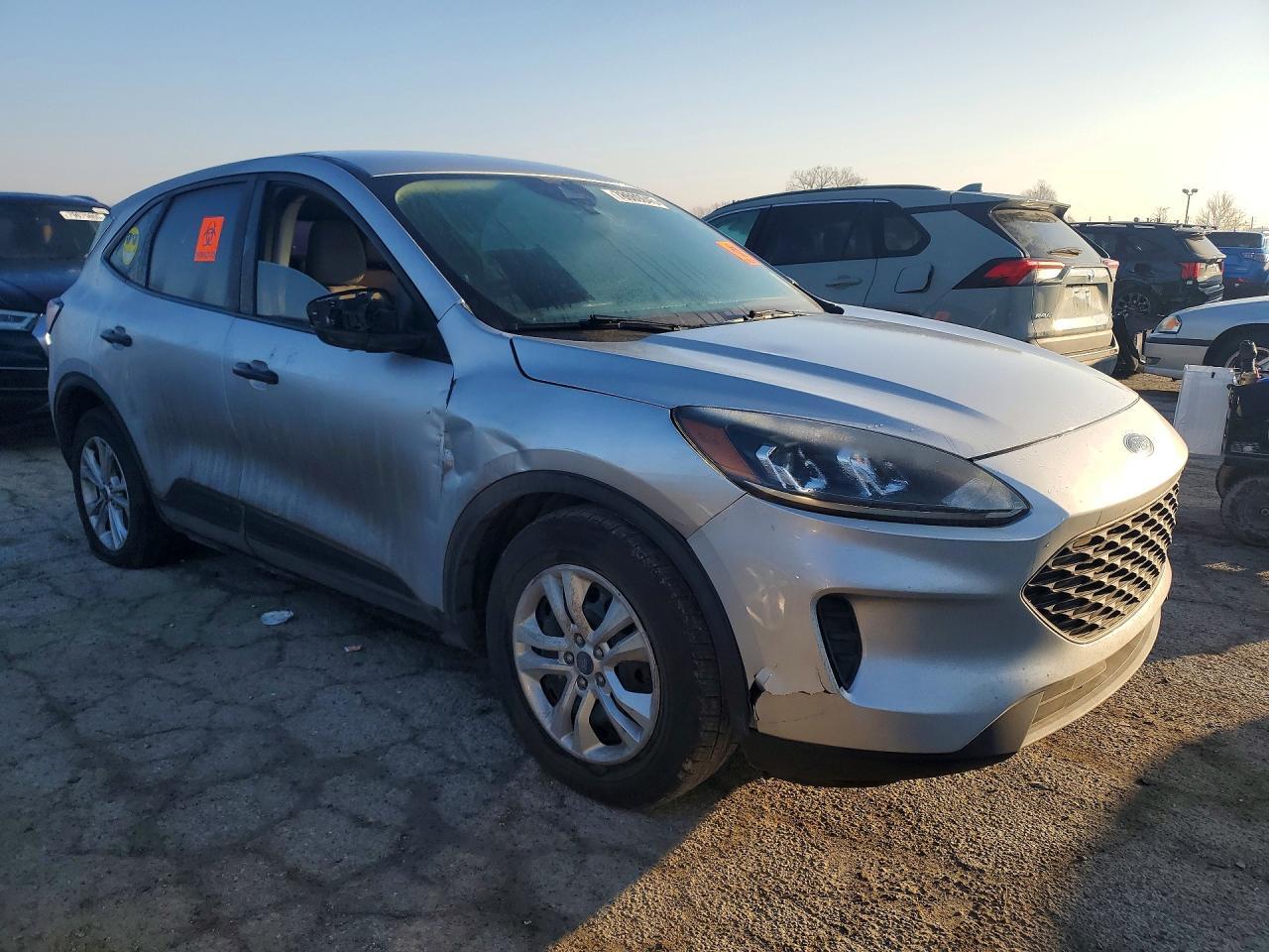 2020 Ford Escape S - Image 4
