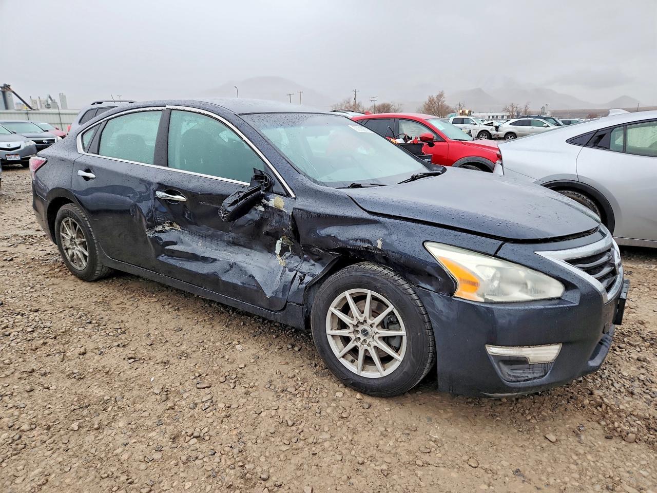 2014 Nissan Altima 2.5 - Image 4