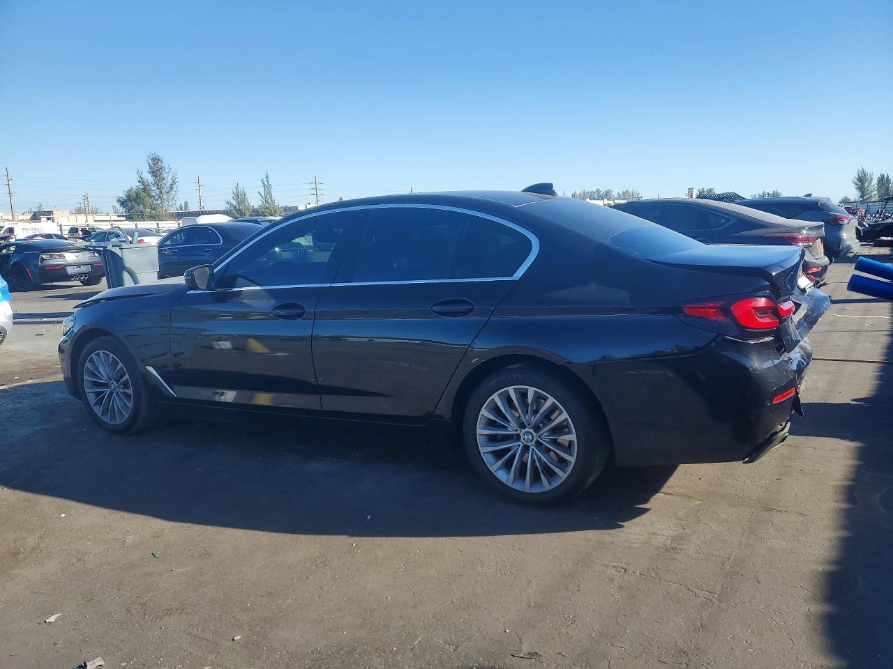 2023 BMW 530 I - Фото 2
