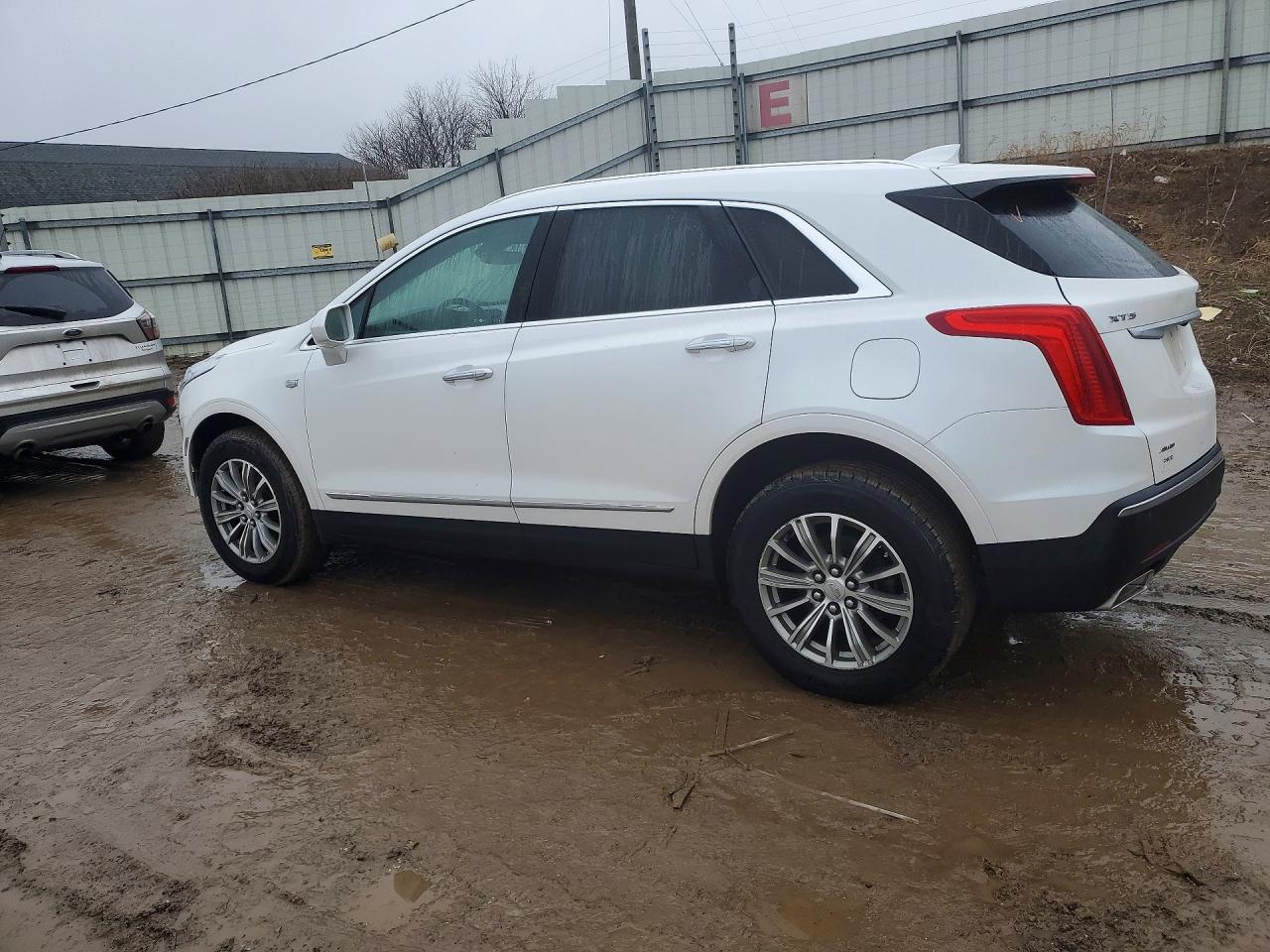 2018 Cadillac Xt5 Luxury - Фото 2