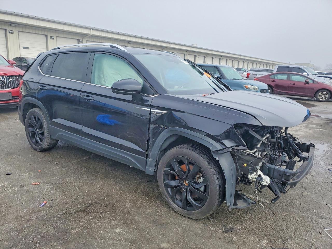 2023 Volkswagen Taos Se - Image 4