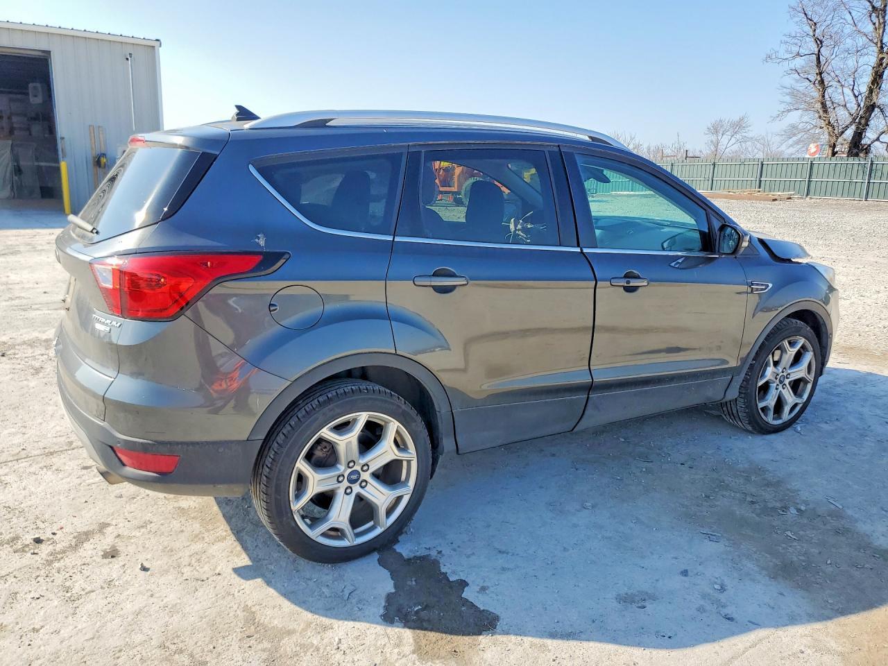 2019 Ford Escape Titanium - Фото 3