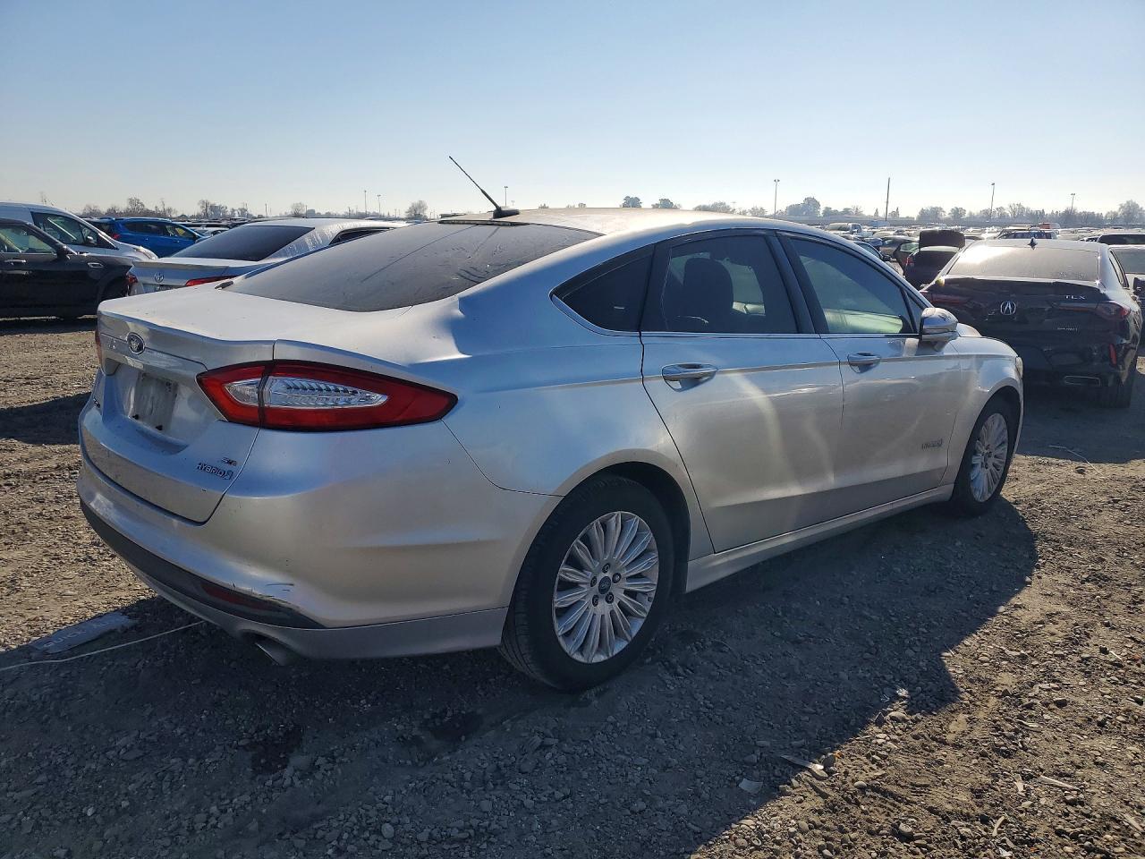 2014 Ford Fusion Se Hybrid - Image 3
