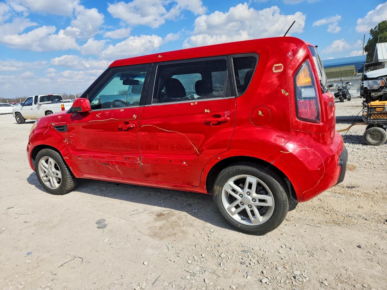 2011 Kia Soul + - Фото 2