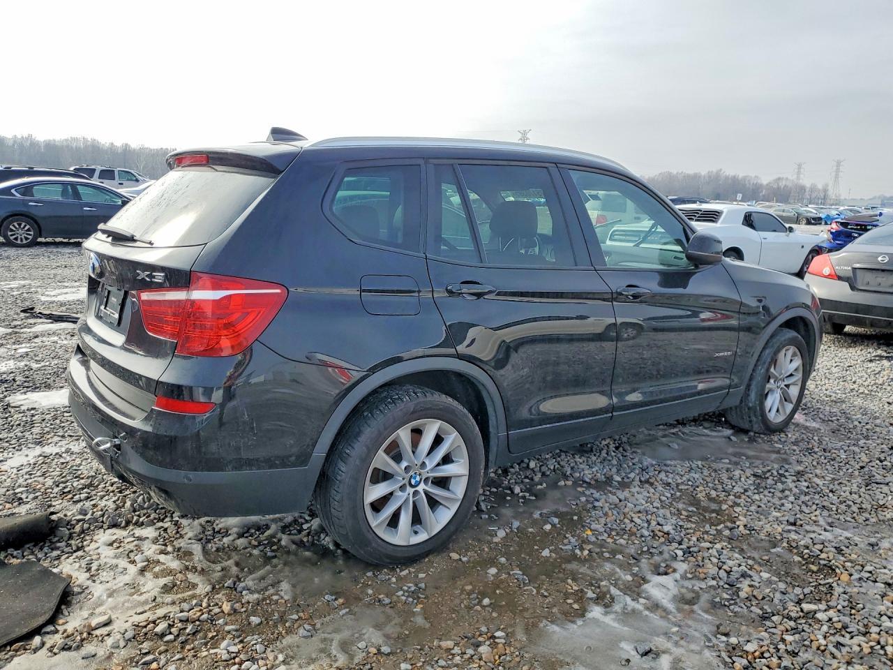 2017 BMW X3 xDrive28I - Фото 3