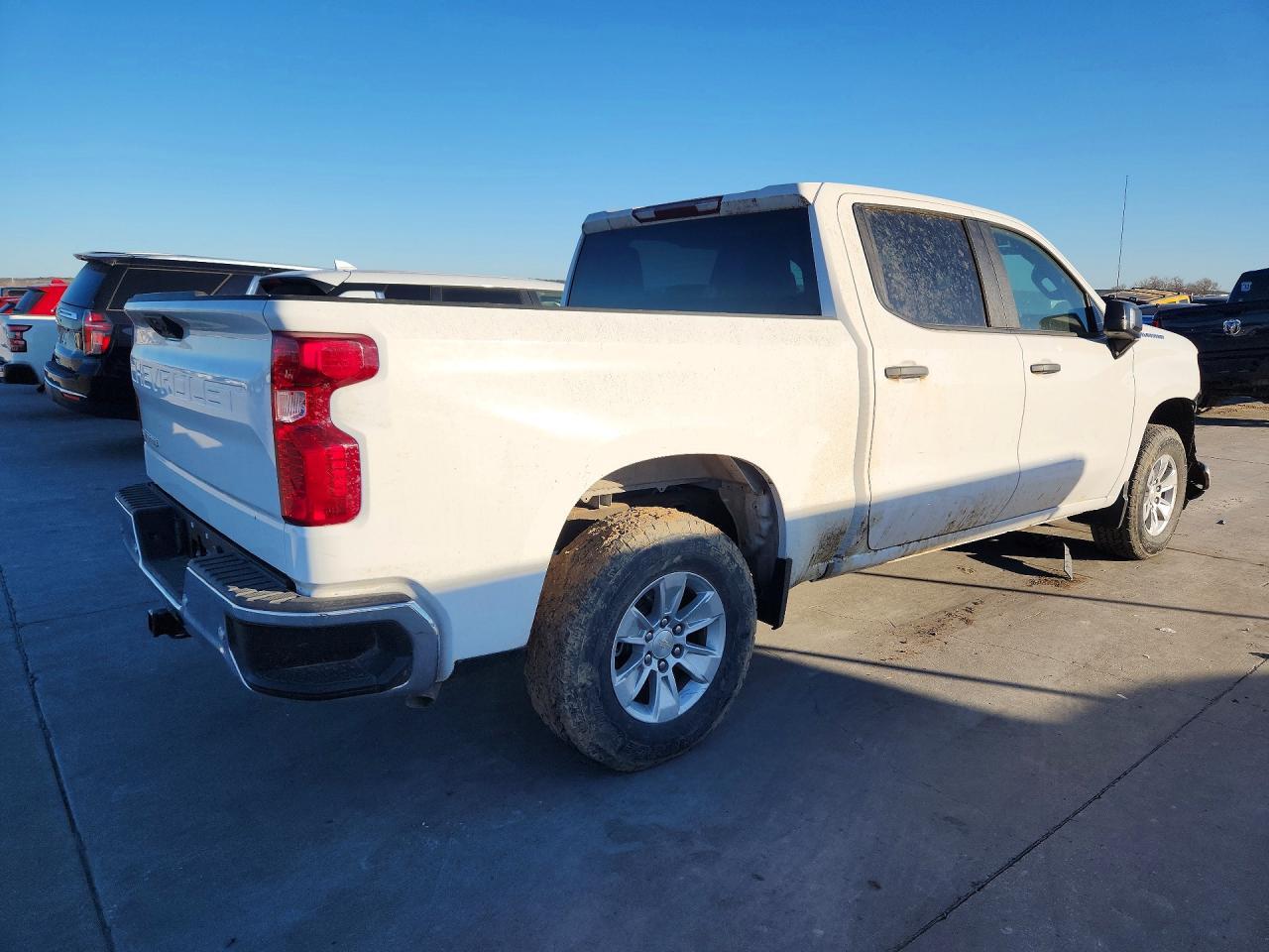 2023 Chevrolet Silverado C1500 - Image 3