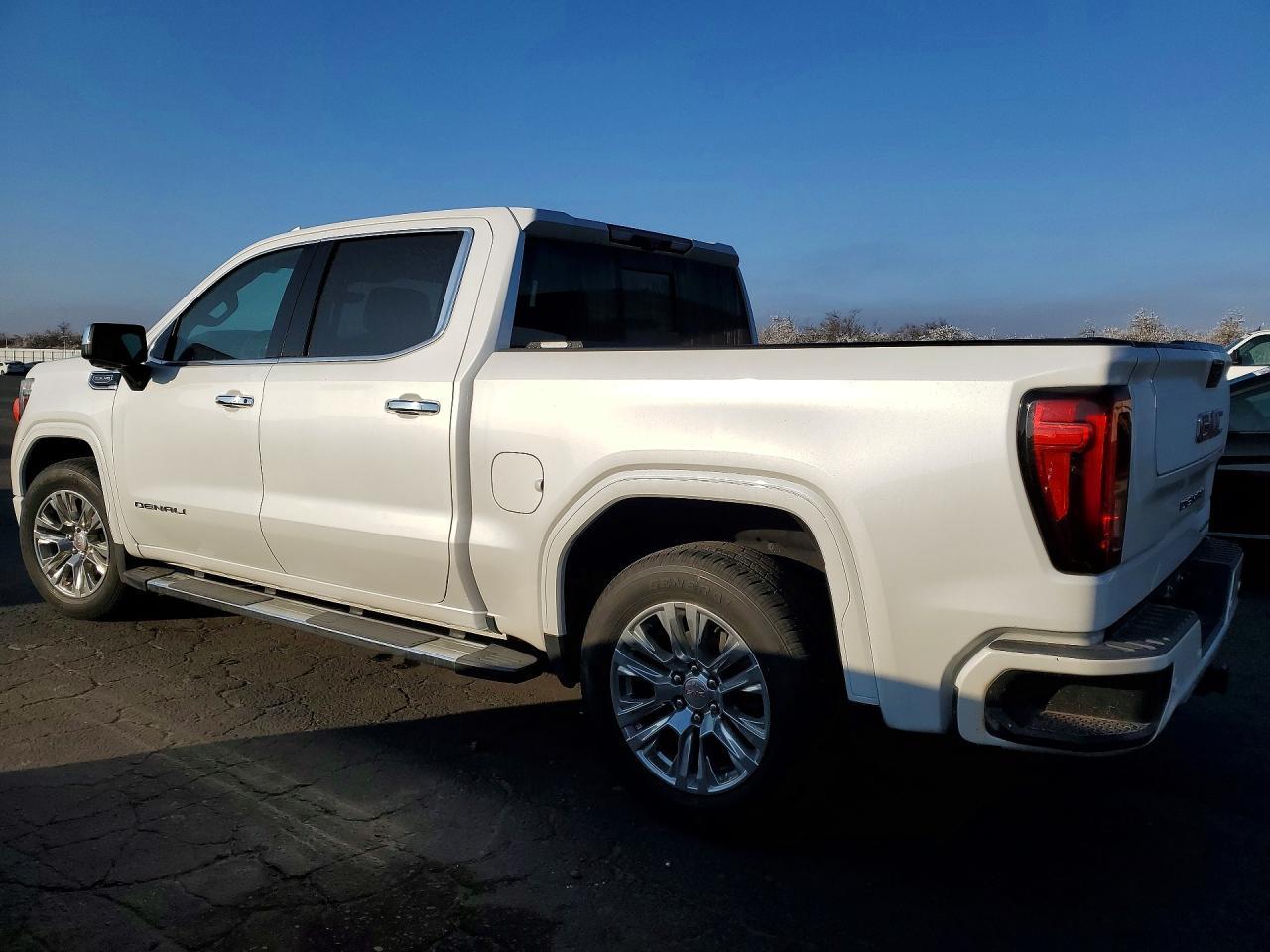 2022 GMC Sierra Limited C1500 Denali - Фото 2