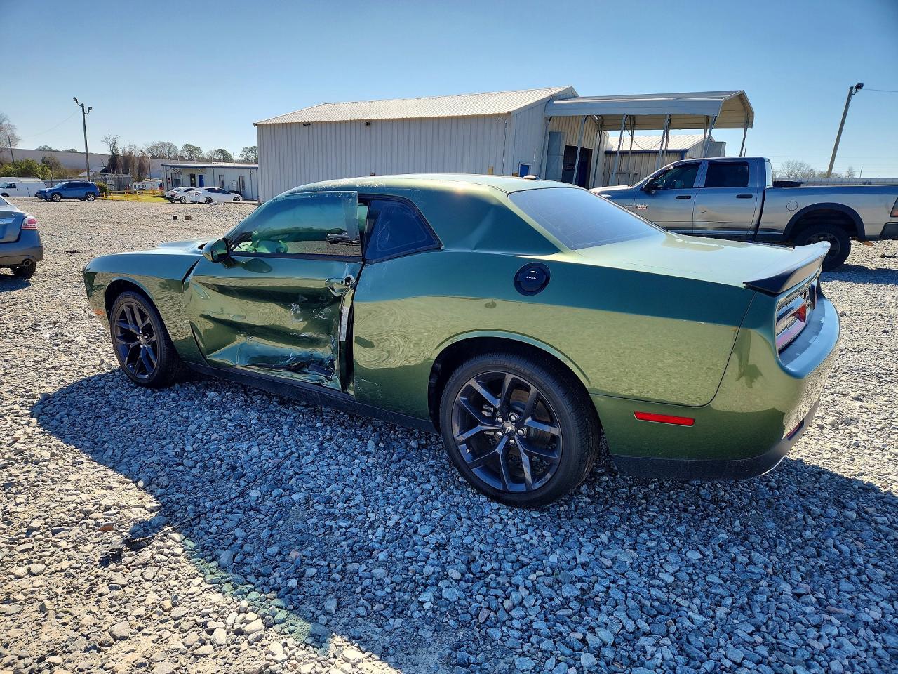 2021 Dodge Challenger Sxt - Фото 2