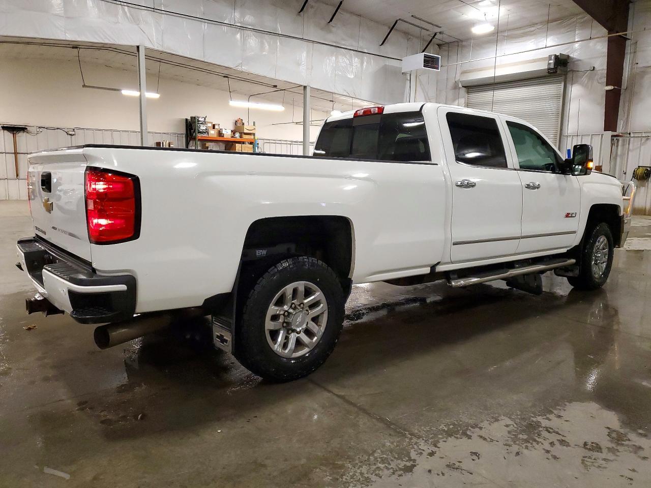 2017 Chevrolet Silverado K3500 Ltz - Фото 3