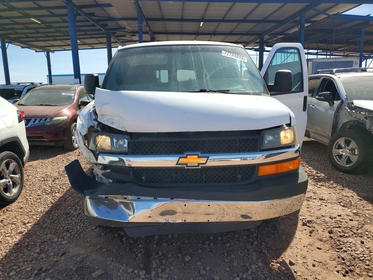 2013 Chevrolet Express G3500 Lt - Image 5